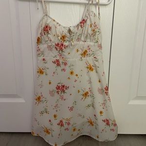 Size 4 Princess Polly floral dress
